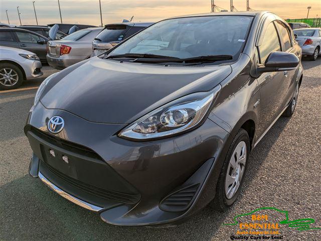 2019 Toyota Aqua – Fuel Efficient Hybrid, Super Clean Interior